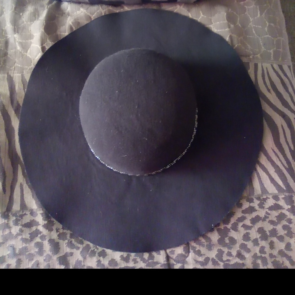 Sun hat
